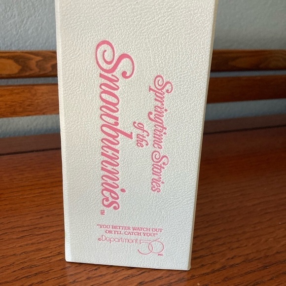 Dept 56 Snowbunnies “You better watch out or I’ll catch you” Springtime Stories - Picture 3 of 12